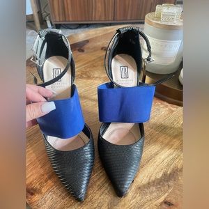 Shoe Dazzle brand heels